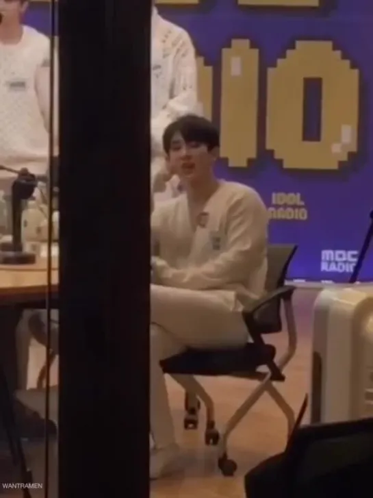 [Fancam][25.10.2018] MBC 'Radio Idol' (Wonho)