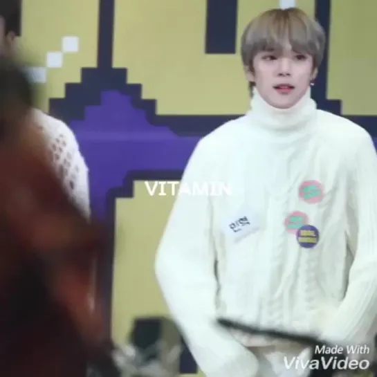 [Fancam][25.10.2018] MBC 'Radio Idol' (Minhyuk)