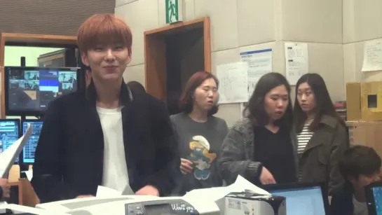 [FC|VK][12.11.2015] SJ's Kiss the radio (Kihyun)