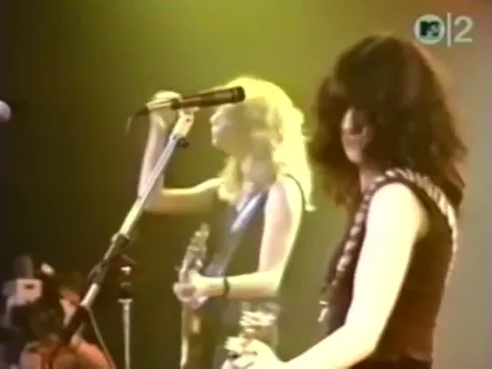 Girlschool - Cmon Lets Go