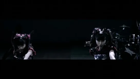 BABYMETAL - KARATE