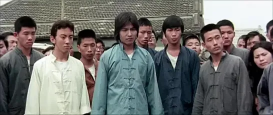 Новый яростный кулак / Xin jing wu men (1976)