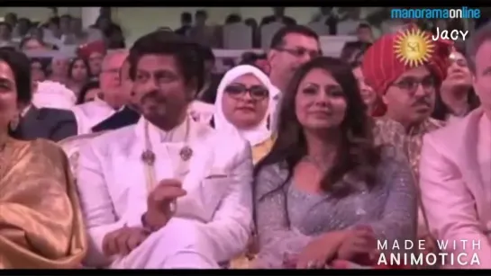 SRK & Gauri at #AkashAmbaniWedding