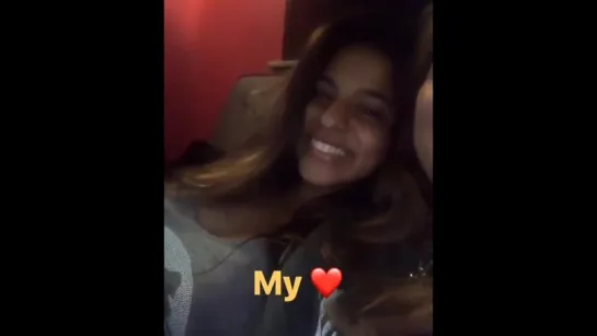 Her smile is so adorable 😘😘😘 @suhanakhan2 😍😍😍