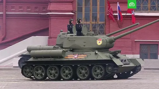 Т-34 на параде