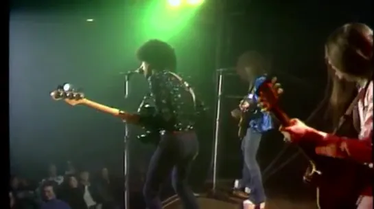 Thin Lizzy  1975 - Live at national Stadium Dublin    rock-nationru