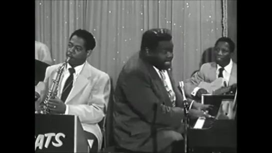 Fats Domino    Aint That A Shame