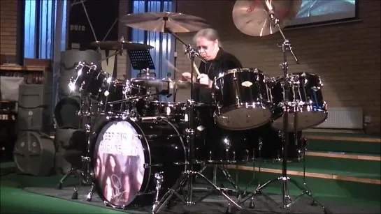 Ian Paice - Drum solo (2012)