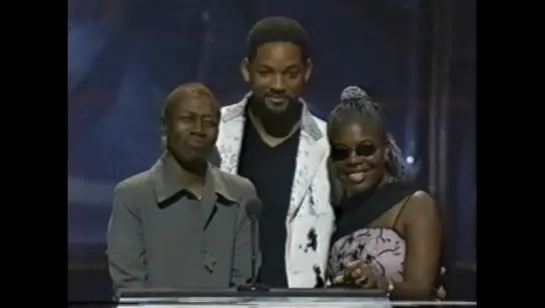 Will Smith introduces Afeni Shakur and Voletta Wallace at the "MTV Video Music Awards 1999" [September 9, 1999]