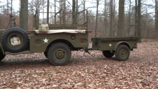 Dodge_WC51_weapons_carrier_with_trailer