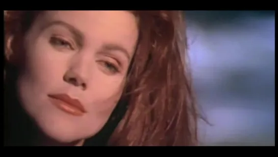 Belinda Carlisle - Circle In The Sand