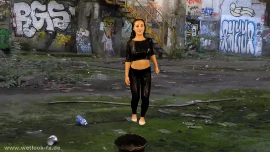 Sexy wet dance