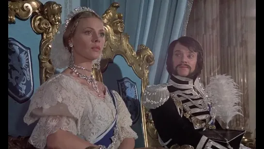 Royal Flash 1975 Malcolm McDowell in english eng