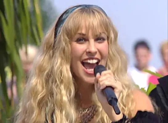 Blackmores Night - Home Again (ZDF Fernsehgarten, Aug 11th, 2002)