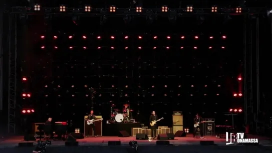 Joe Bonamassa Let Me Love You Baby British Blues Explosion Live