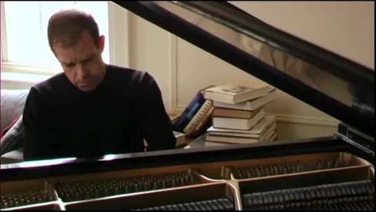 Bill Charlap plays ‘The Nearess of You’ by Hoagy Carmichael (2007)