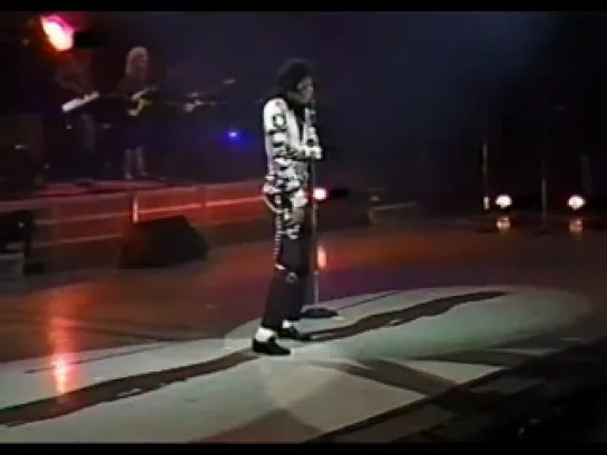 Michael Jackson - Another Part Of Me Live at Wembley July 16, 1988 from upcoming DVD