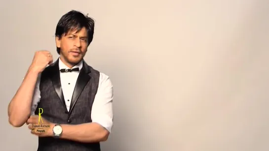 Shah Rukh Khan shooting for the cover of Le CITY deluxe INDIA