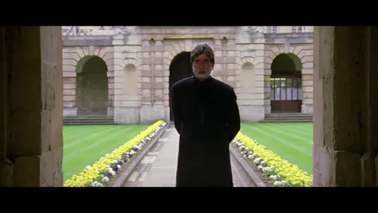 Shah Rukh Khan Entry Scene - Mohabbatein