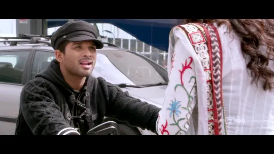 Iddarammayilatho Movie Romantic Scene  Allu Arjun, Amala Paul  Sri Balaji Video