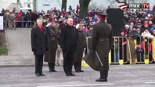 Военный парад в Латвии  (смотреть до конца :)))))))))