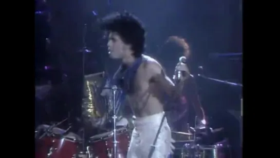 Prince - I Would Die 4 U / Baby I'm A Star (Live, Landover, USA) (1984)