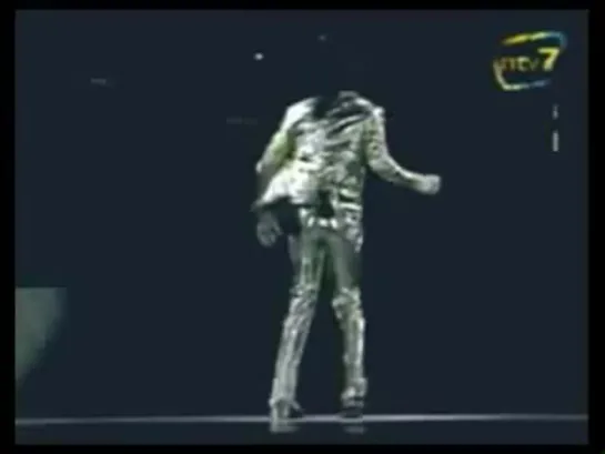 HIStory WORLD TOUR LIVE IN KUALA LUMPUR - 04 - Stranger In Moscow