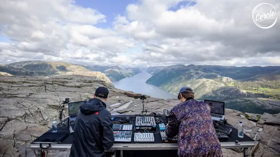 Deep House presents: Einmusik b2b Jonas Saalbach live @ Preikestolen for Cercle  #liveset@deephouse_top