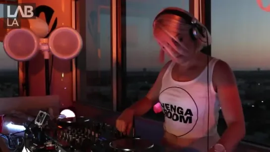 Deep House presents: LITTLE BOOTS disco house set in The Lab LA  [DJ Live Set HD 720]