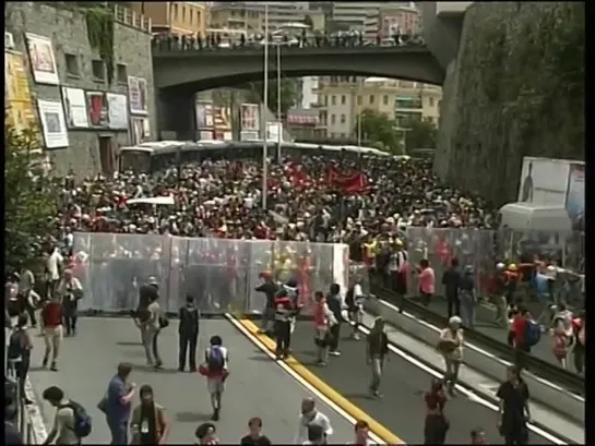 Genova 20.07.2001 - Il corteo dei disobbedienti - parte 2