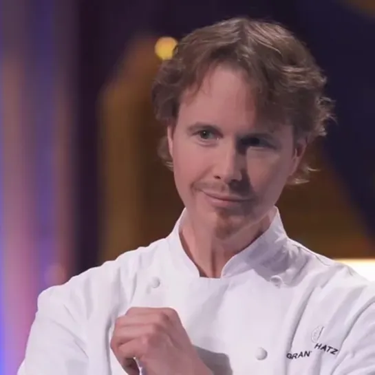 Tonight at 8/7c on @masterchefonfox we welcome one of America’s best chefs @grant_achatz to the #MasterChef kitchen !!