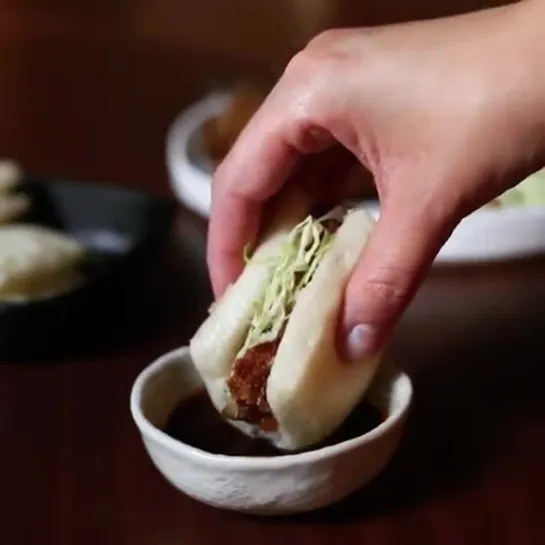 You just can't beat dipping in to the bonito fried duck leg bao @luckycatbygordonramsay !!