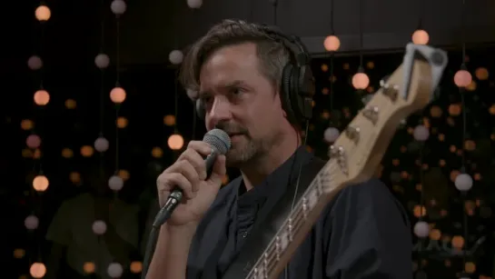 Deep House presents: Bonobo - Full Performance (Live on KEXP)