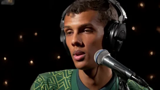 Deep House presents: Stromae - Full Performance (Live on KEXP)  [HD 1080]