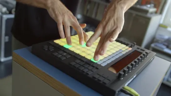 Deep House presents: Mad Zach Ableton Push Performance [hd 720]