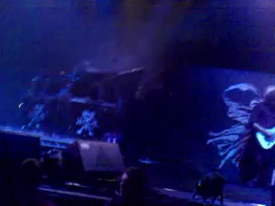 Arch Enemy Ravenous (live)