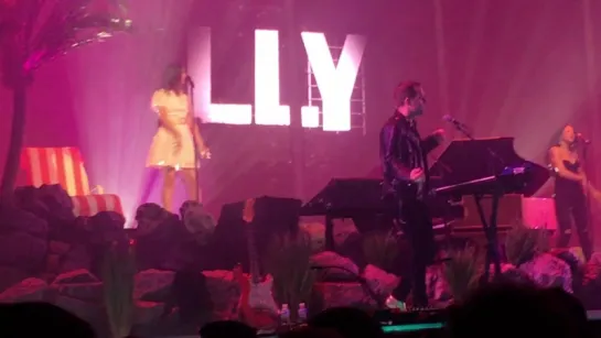 Lana Del Rey – Lust For Life (Live @ «LA To The Moon Tour»: «Palacio Vistalegre»)