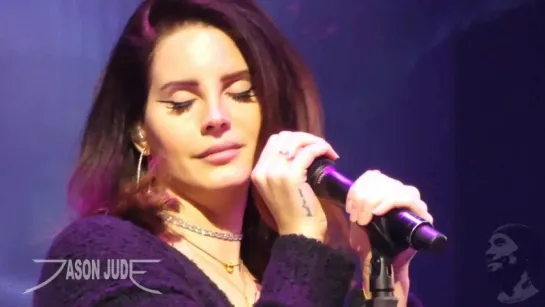 Lana Del Rey – Off To The Races (Live @ «LA To The Moon Tour»: «Frank Erwin Center»)