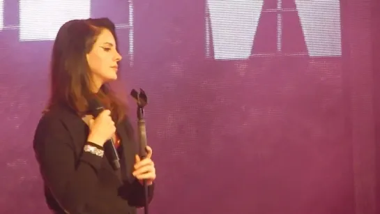 Lana Del Rey – Lust For Life (Live @ «LA To The Moon Tour»: «Toyota Center»)