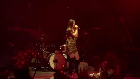 Lana Del Rey – Paradise (Live @ «LA To The Moon Tour»: «American Airlines Center»)