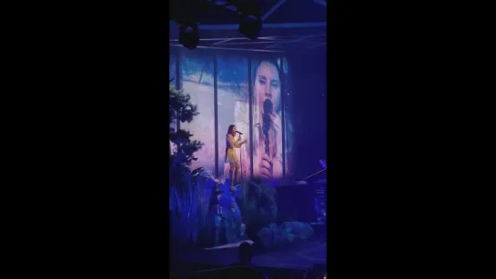 Lana Del Rey – Change / Black Beauty / Young And Beautiful (Live @ «LA To The Moon Tour»: «Philips Arena»)