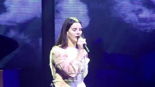 Lana Del Rey – God Bless America - And All The Beautiful Women In It (Live @ «LA To The Moon Tour»: «Philips Arena»)