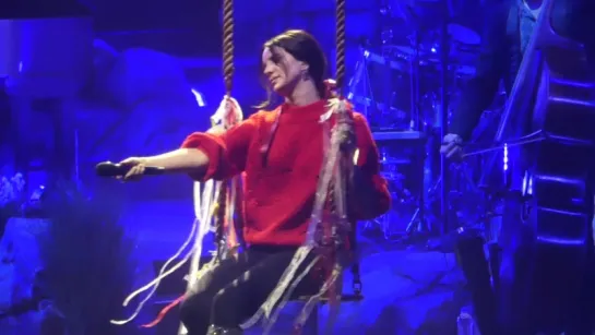 Lana Del Rey – Video Games (Live @ «LA To The Moon Tour»: «Bryce Jordan Center»)