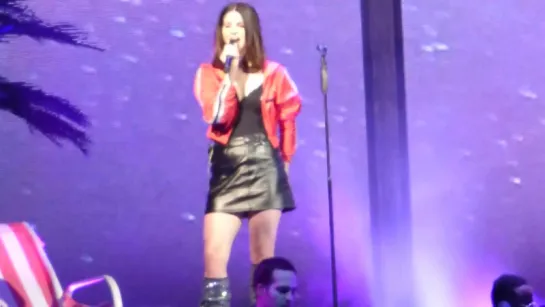 Lana Del Rey – Change / Black Beauty / Young And Beautiful (Live @ «LA To The Moon Tour»: «Prudential Center»)