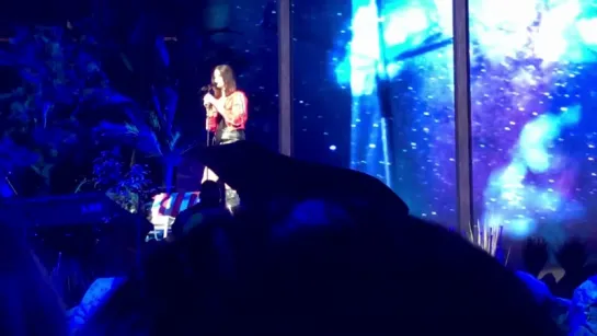 Lana Del Rey – Change / Black Beauty / Young And Beautiful (Live @ «LA To The Moon Tour»: «Prudential Center»)