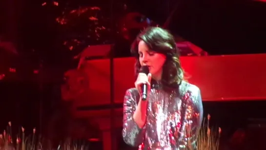 Lana Del Rey – Honeymoon (Live @ «LA To The Moon Tour»: «Little Caesars Arena»)