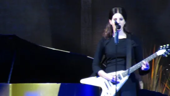 Lana Del Rey – Yayo (Live @ «LA To The Moon Tour»: «TD Garden»)