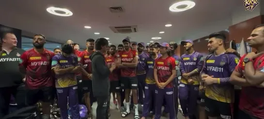 Шахрукх Кхан с его командой по крикету Kolkata Knight Riders