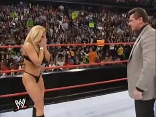 WWE: McMahon (2006) - diva moments