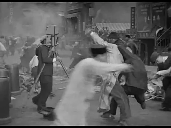 Кинооператор / The Cameraman (Бастер Китон 1928)